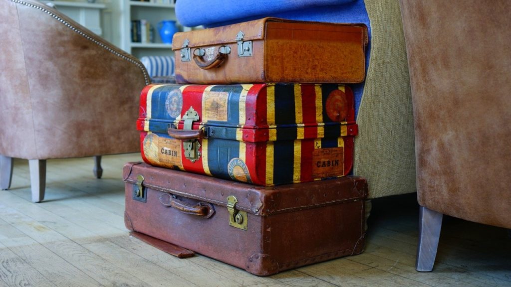 スーツケース4つ